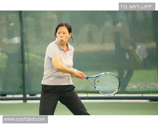 重庆网球队心理素质提升之路：热议网球运动中的心态变革与成长