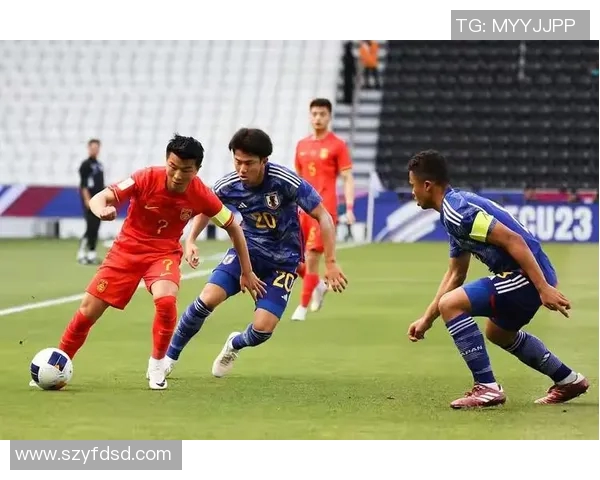 北京足球队的节奏揭秘：从训练到比赛的全景探索与激情碰撞