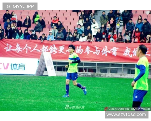 荷兰弟与足球明星的偶遇瞬间引发热议与欢笑